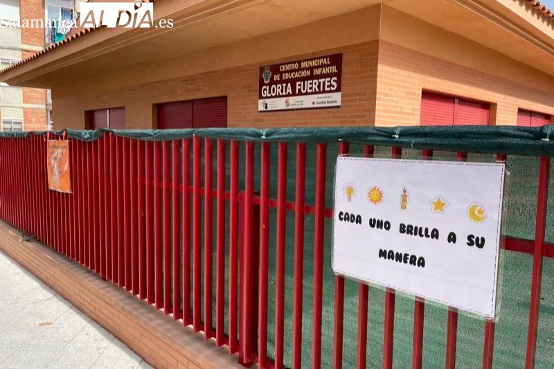 El CEI Gloria Fuertes crea un mural optimista, para el que piden la colaboración vecinal. Queremos mandar el mensaje de que todo es posible, implicando a pequeños y mayores