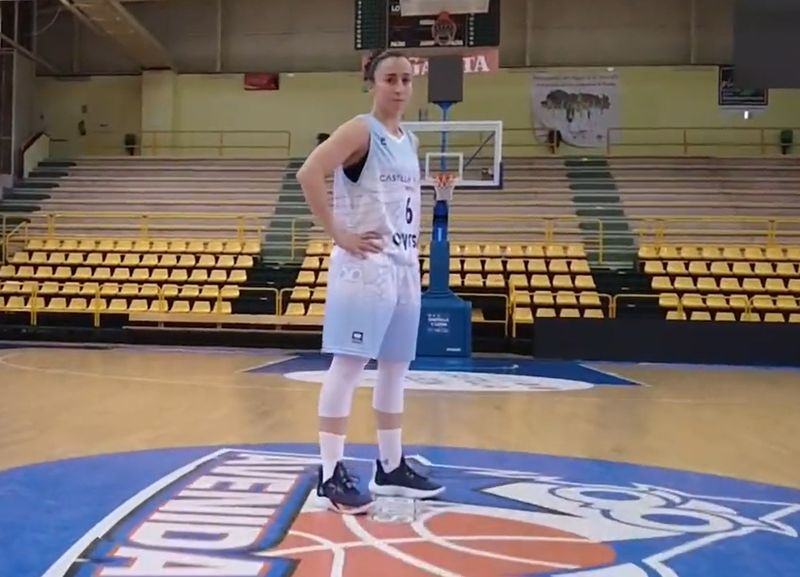 Así es la segunda equipación del Perfumerías Avenida 