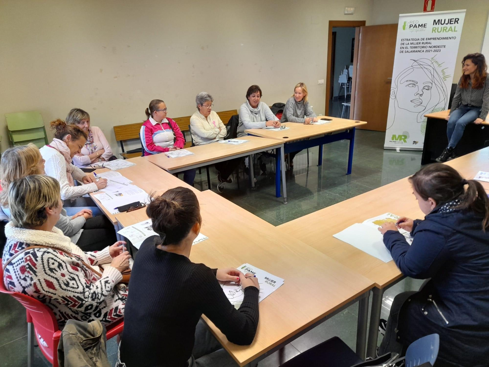 La Red PAME de la Asociación Nordeste organiza un Taller para mujeres rurales en Macotera 