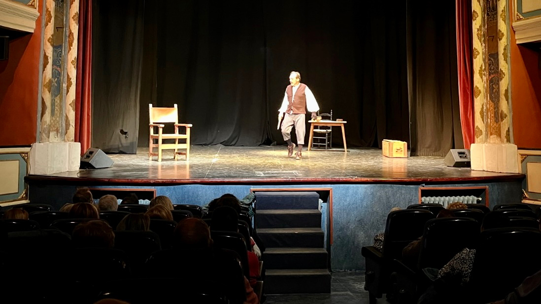 Las tablas del Calderón acogen la llamativa y solidaria obra El Gran Plagio