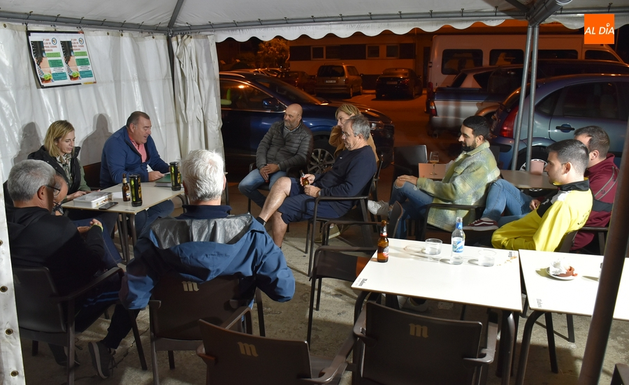 Presentada la 2ª Liga del Club de Pádel, con homenaje incluido a su socio más veterano