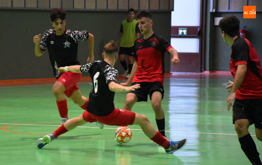 Adversa tarde para los seniors y juveniles del III Columnas ante Cistierna y 5 Coruña FS