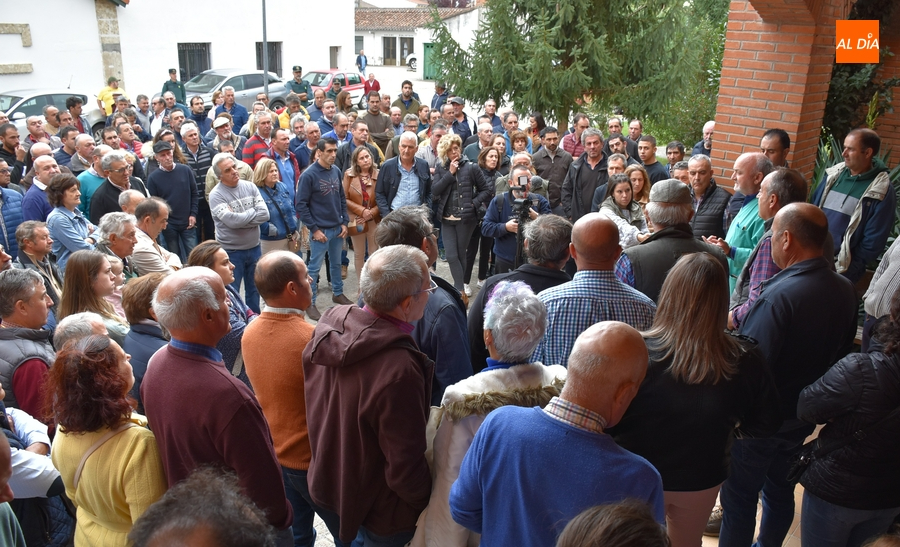 Más de 250 ganaderos protestan contra la vacunación obligatoria negándose a acometerla