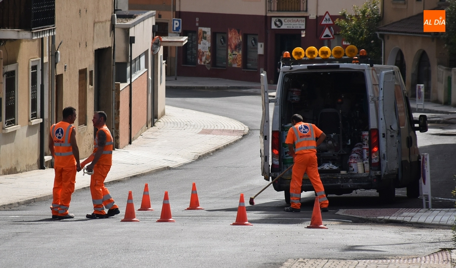 En marcha el pintado de la señalización horizontal de Conde de Foxá