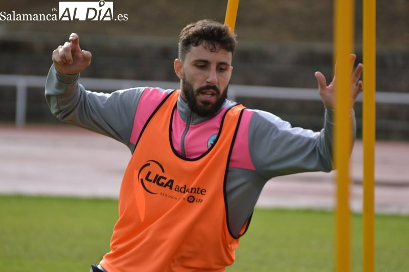 Diego Benito se olvida de la rodilla: Llevaba unos cuantos años sin lesionarme y tengo bastantes ganas de jugar en casa