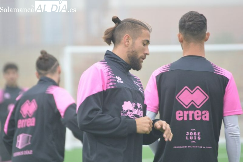 Borja Díaz: He visto los partidos de Unionistas en el Reina cuando estaba lesionado y me mataban las ganas de bajar a jugar