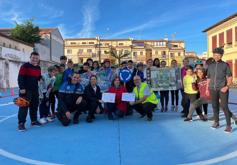 Jornada práctica de Educación Vial en el Colegio Filiberto Villalobos 