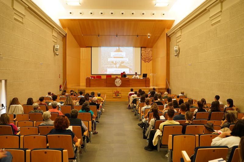 La UPSA y el Centro Ranquines analizan la relación entre la exclusión social y las enfermedades mentales