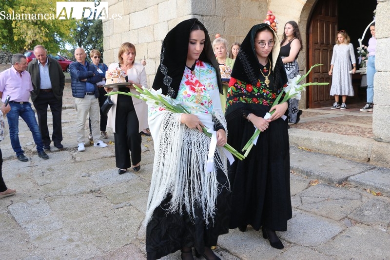 Bogajo celebra su fiesta de las Madrinas con mozas casaderas