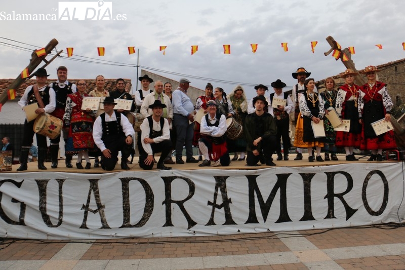 El IV Certamen de Tamborileros de Guadramiro reivindica un mayor apoyo al folclore charro 