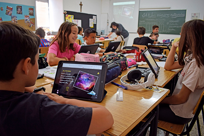 Colegio Maestro Ávila, un nuevo proyecto de digitalización