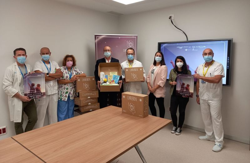 La iniciativa Carebox para niños con cáncer llega al Hospital de Salamanca