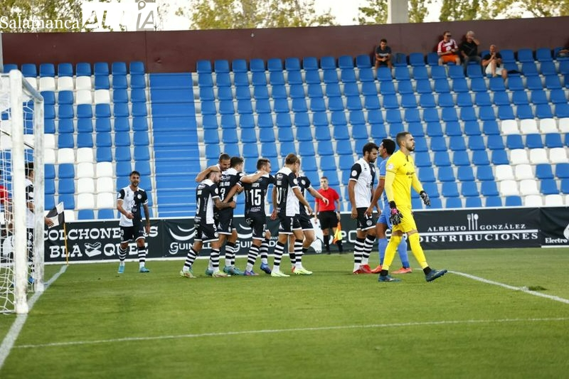 Unionistas quiere hacerse fuerte en el Reina: el San Fernando, piedra de toque