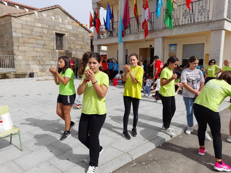 En Valderrodrigo la fiesta de las Madrinas también es cosa de niños
