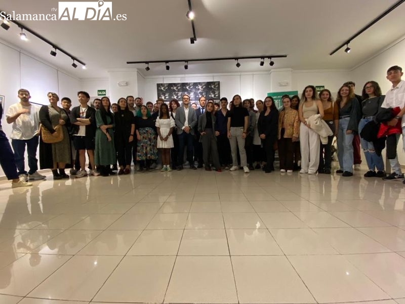 El alcalde de Salamanca entrega los 53 premios de XXIII Certamen Municipal ‘Jóvenes Creadores’