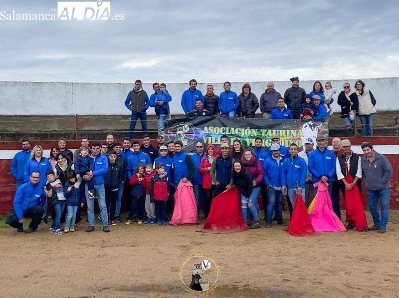 La Asociación Cultural Taurina de Vitigudino celebra su fiesta anual en la finca de Rollanejo