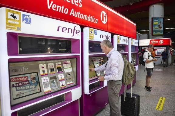 Renfe supera los 46.000 abonos gratuitos de Cercanías y Media Distancia en Castilla y León