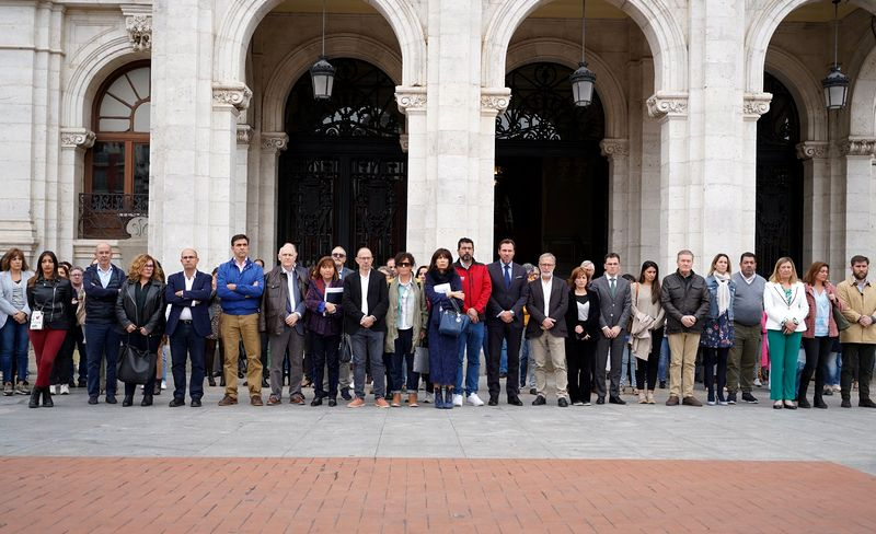 Un guardia civil de Valladolid mata a cuchilladas a su expareja en Bruselas