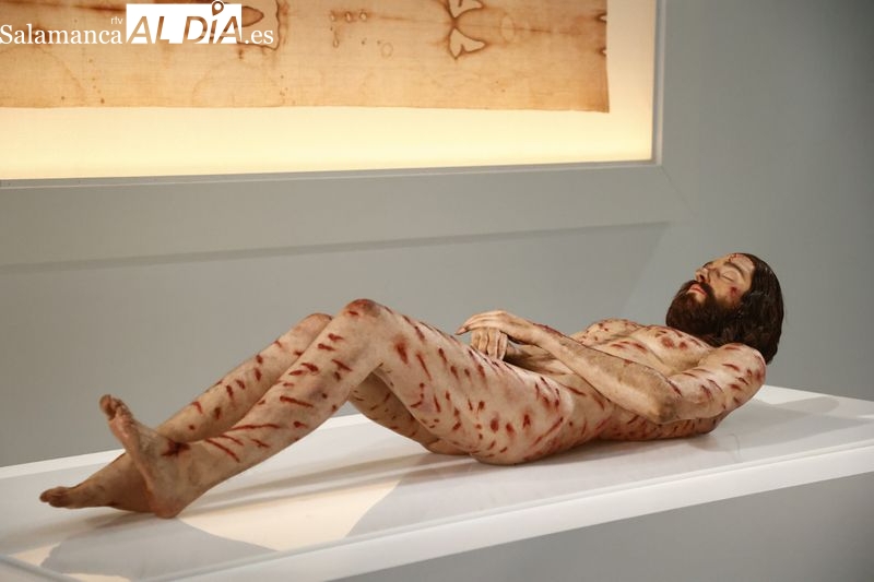 El cuerpo hiperrealista de Jesucristo como nunca lo has visto, en la Catedral de Salamanca