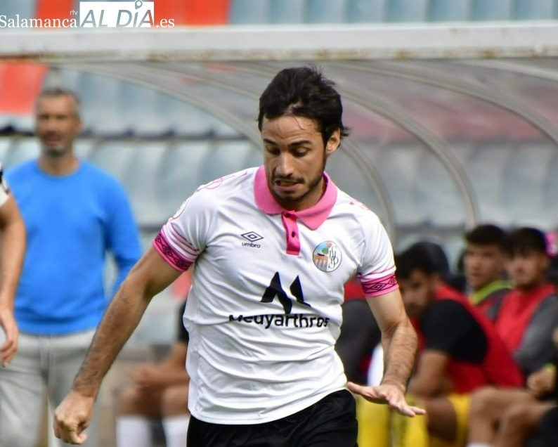 El mensaje del entrenador del Bembibre a Álvarito: Si no le pides perdón, me voy a encargar de que te pisen a ti