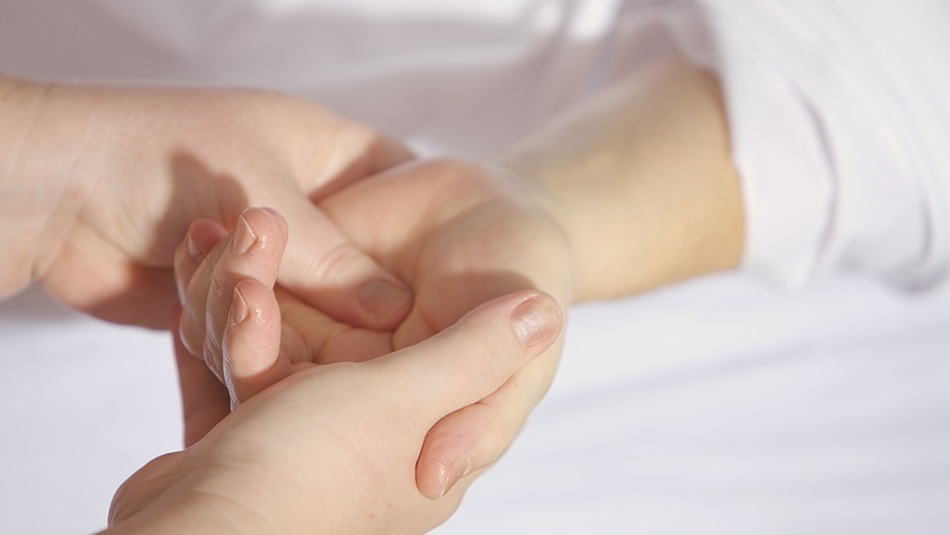 Dos de cada tres pacientes que padecen dolor crónico son mujeres