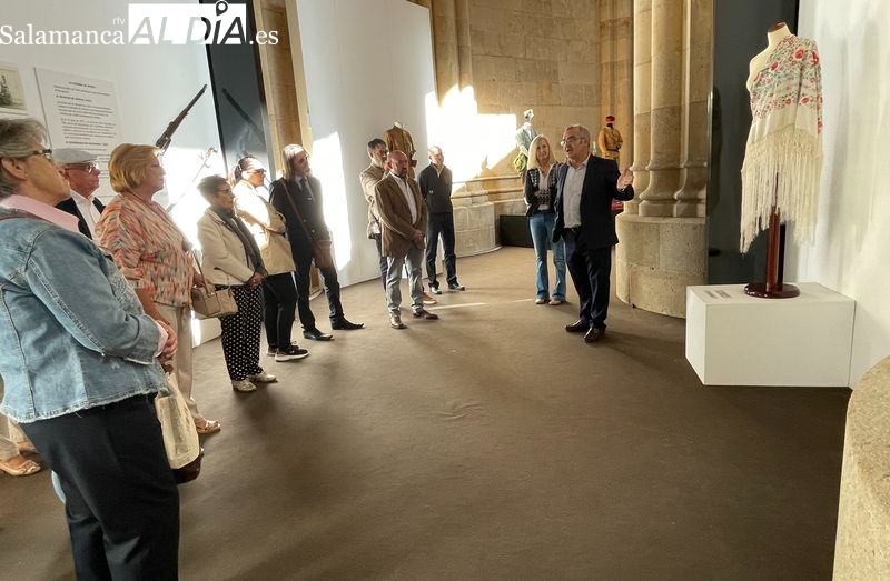 La muestra La moda de los años 20: Liberación de la mujer abre sus puertas