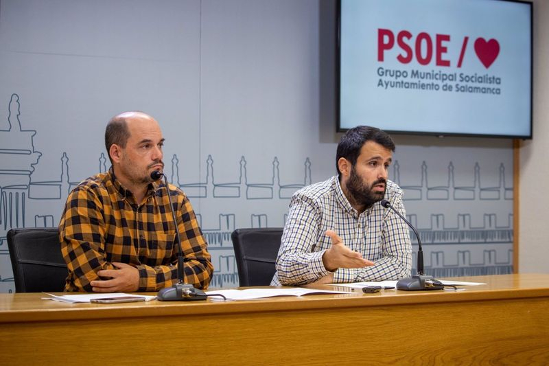 Iniciativa en el Ayuntamiento para encontrar  soluciones al problema de aparcamiento en Garrido Norte