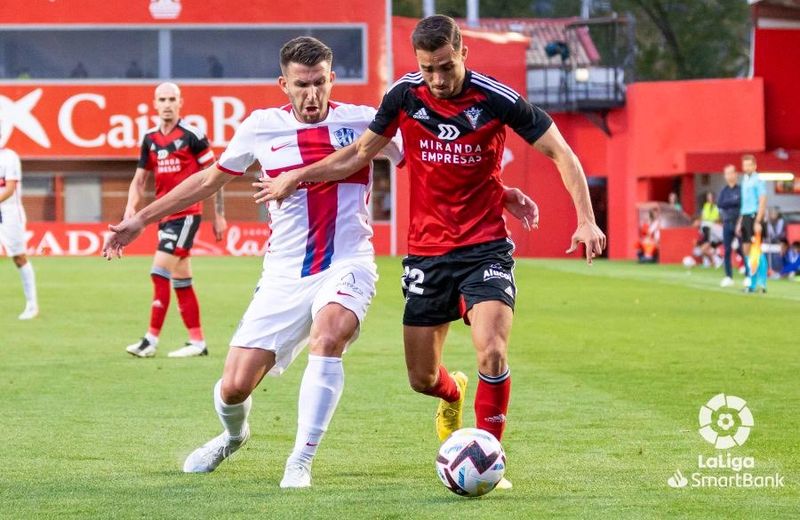 El exjugador de Unionistas, José Salinas, marca su primer gol en el fútbol profesional