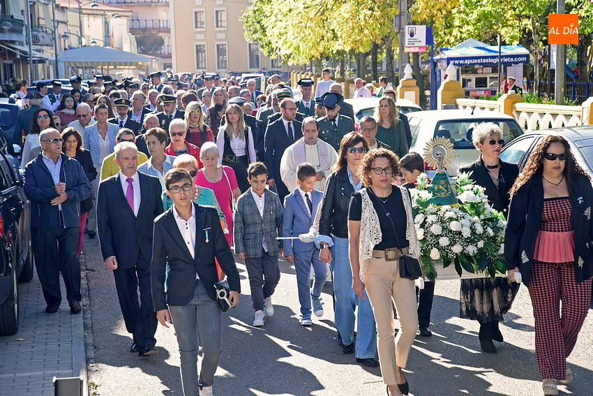 La Virgen del Pilar vuelve a recorrer las calles mirobrigenses tres años después