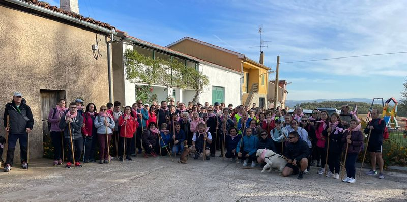 Marcha solidaria a favor de la AECC para la investigación contra el cáncer de mama