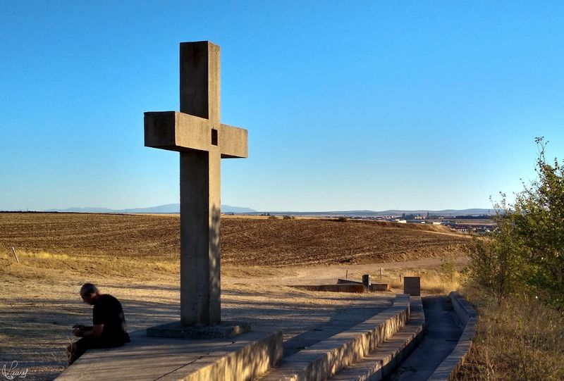 Más allá de la mente