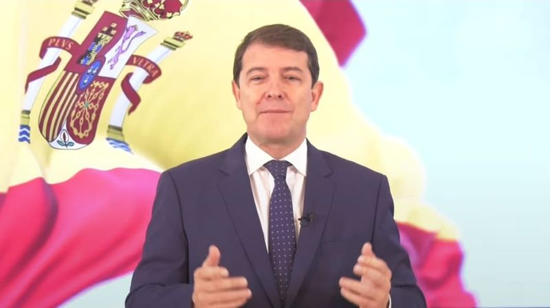 Mañueco reivindica el amor de Castilla y León a España, su historia, su cultura y sus regiones 