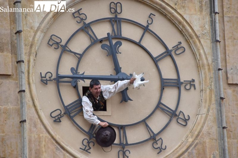 El Mariquelo vuelve a protagonizar la tradicional ascensión a la Catedral