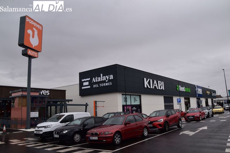 Salamanca estrena este parque comercial que inicia su actividad con cerca de 100 empleos