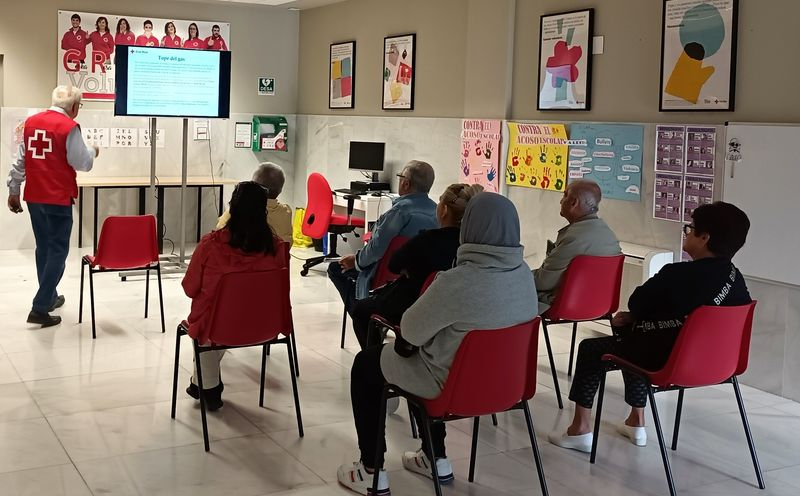 La ONG salmantina que ayuda a reducir las facturas de luz y gas