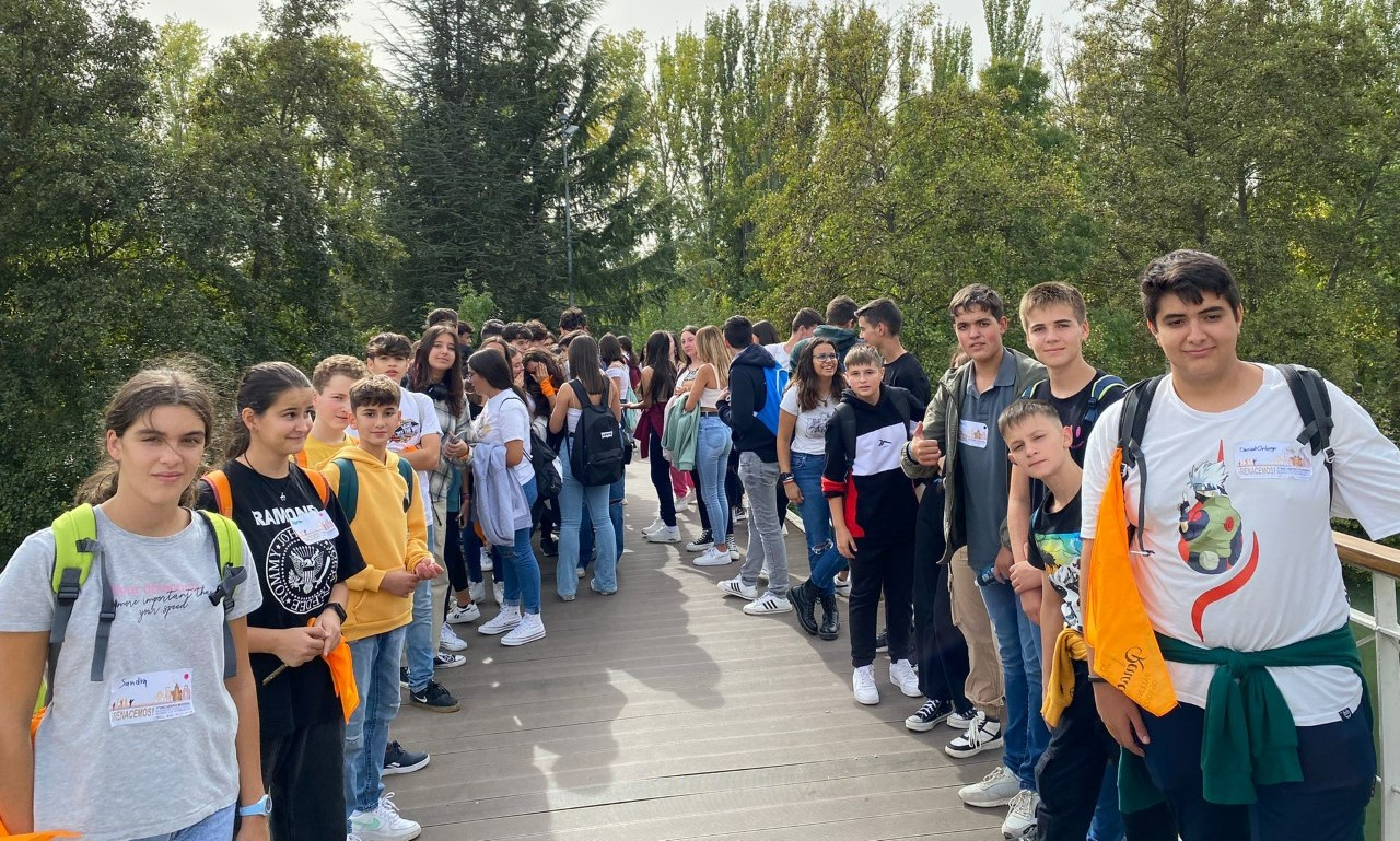 Alumnos de los IES mirobrigenses participan en Palencia en un Encuentro de Estudiantes de Religión