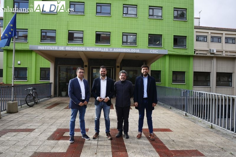 Tudanca pide un esfuerzo mayor de la Junta en educación e investigación