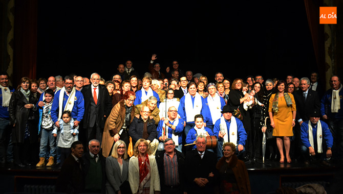 La Comparsa Peñarandina vuelve a los escenarios en el reencuentro de los ausentes