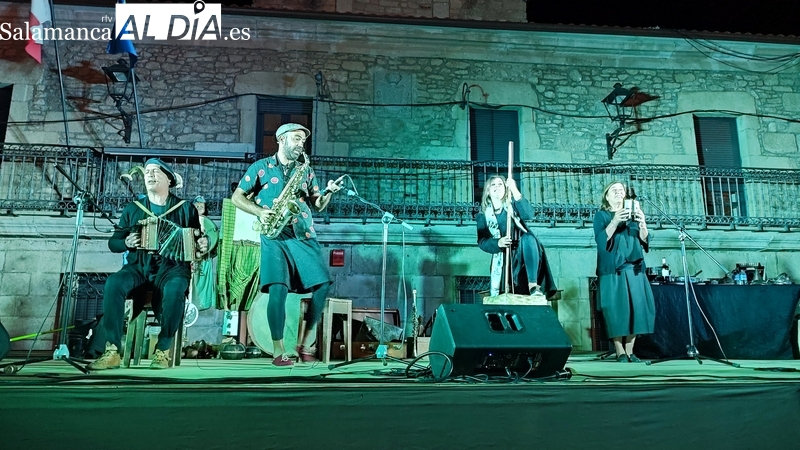 Mayalde clausurará la I Feria de Asociaciones y colectivos vecinales de Pizarrales, Barrio Blanco y El Carmen