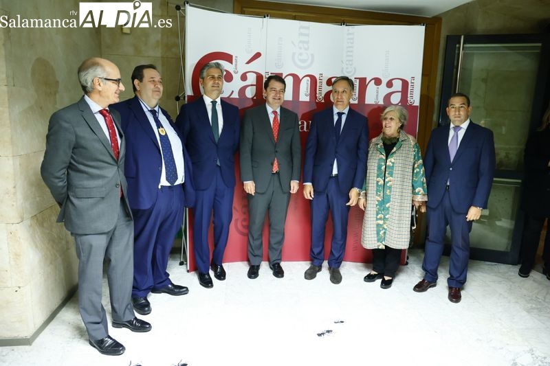 El Mesón de Gonzalo recibe la Medalla al Mérito de la Cámara de Comercio 