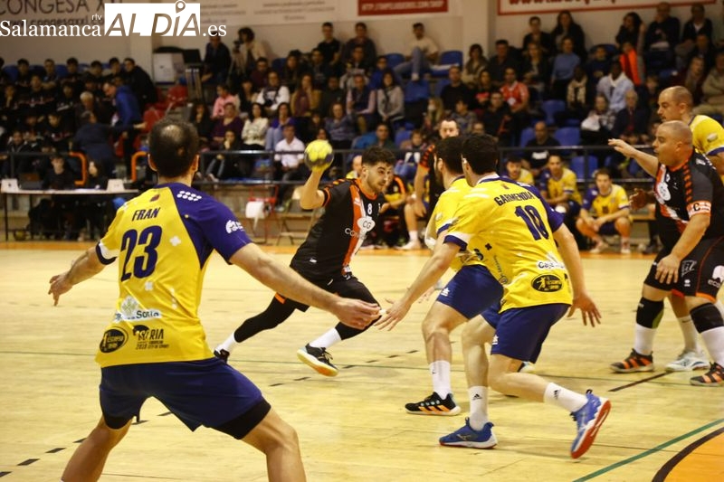 El BM Salamanca se deshace en el Río Tormes ante el BM Soria (23-31)