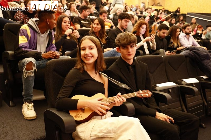 Los jóvenes talentos se suben al escenario 