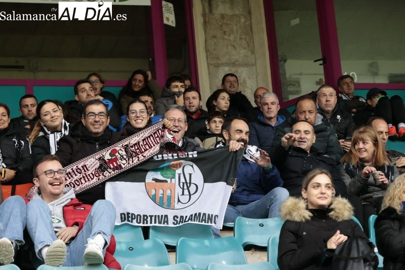 La afición del Salamanca UDS se olvida del Mundial y prefiere el Helmántico
