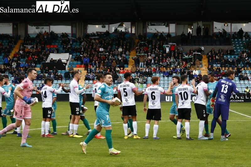 El Salamanca UDS salva el punto de set por el primer puesto