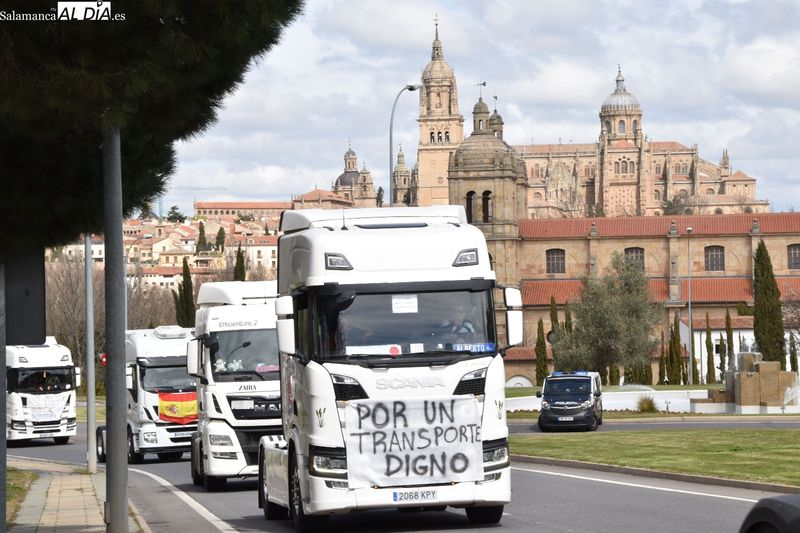 Los detalles de la huelga de transportistas: qué piden los convocantes y qué efectos puede tener