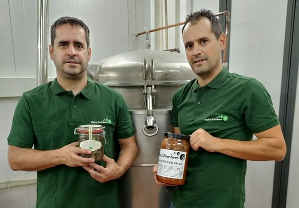 El Premio a la Innovación, para la cría y venta de caracoles de Raúl y Jorge Benito