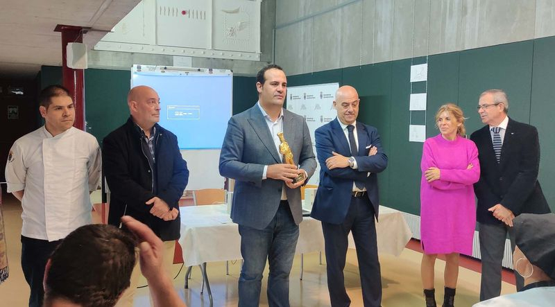 Concluye el programa de empleo que ha dado de comer a 20 mayores durante un año