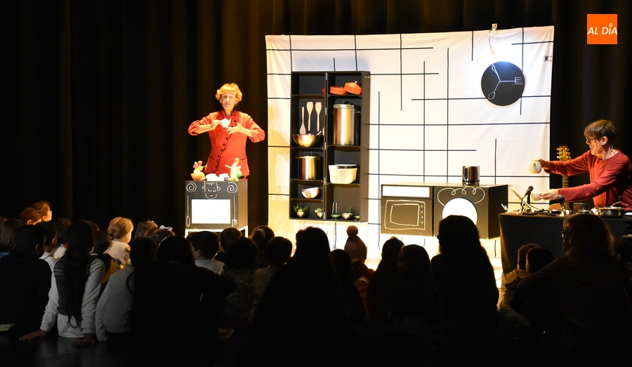 Los alumnos de Infantil se adentran en ‘La cocina’ de Teloncillo Teatro