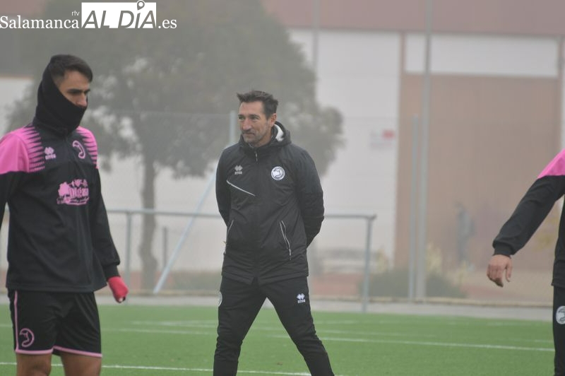 La normalidad llega al entrenamiento de Unionistas: Casañ, sereno en medio de la tempestad