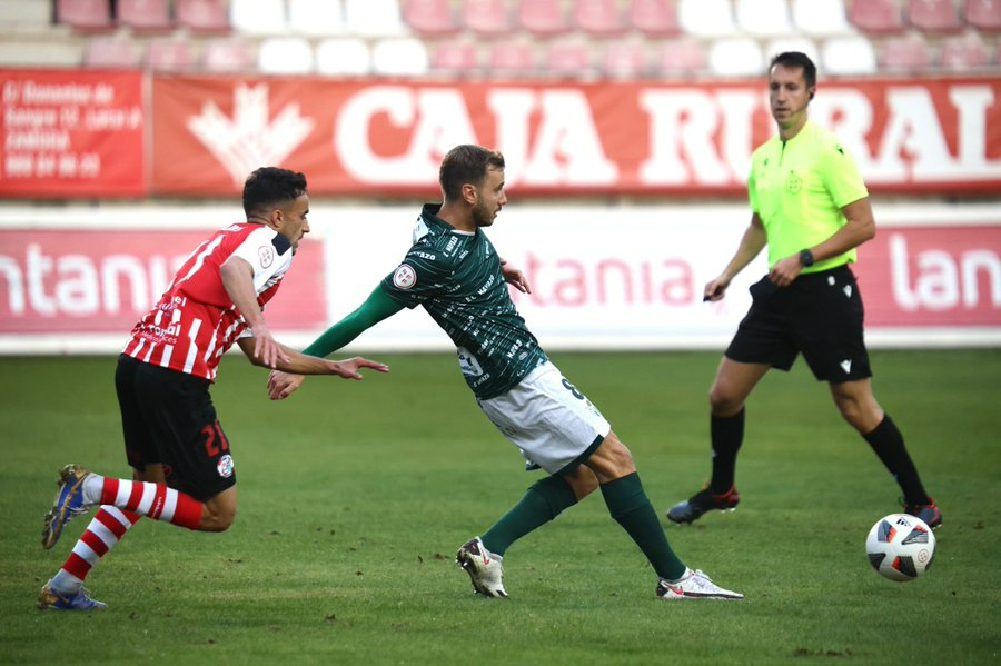 El CD Guijuelo mantiene el segundo puesto antes de jugar la Copa del Rey
